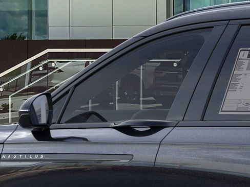 New 2025 Lincoln Nautilus Reserve image 20