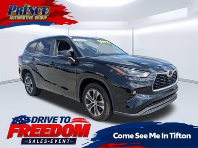 Used 2023 Toyota Highlander XLE