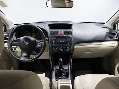 Used 2013 Subaru Crosstrek 2.0i Premium AWD/4WD image 16