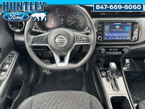 Used 2021 Nissan Kicks SV image 13