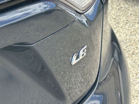 Used 2025 Toyota Corolla LE image 6