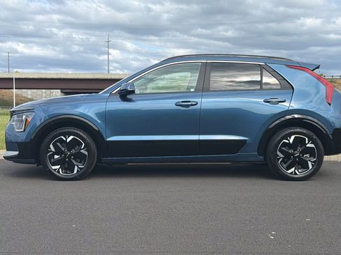Used 2023 Kia Niro Wind FWD image 6