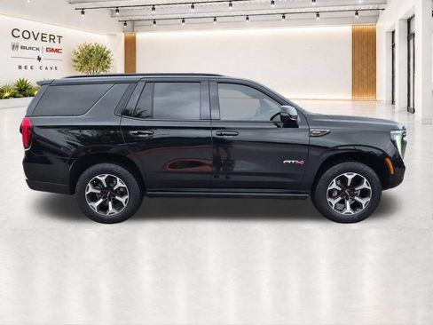 Certified 2025 GMC Yukon AT4 Ultimate AWD/4WD image 17