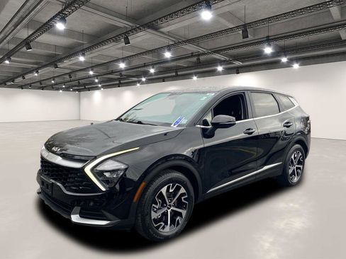 Certified 2023 Kia Sportage EX image 4