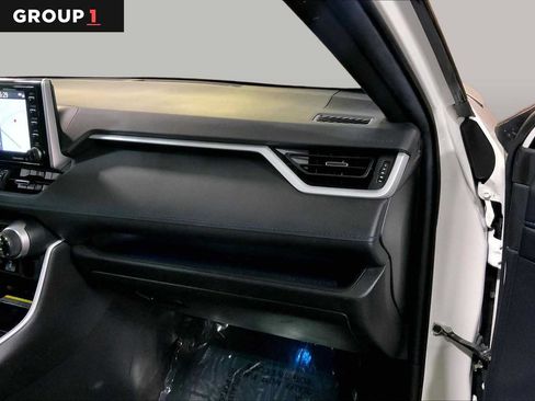 Certified 2021 Toyota RAV4 XSE AWD/4WD image 19