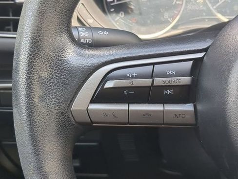 Used 2021 MAZDA MAZDA3 s FWD image 26