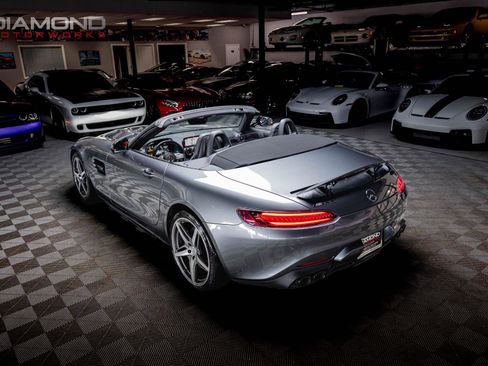 Used 2020 Mercedes-Benz AMG GT Roadster image 82