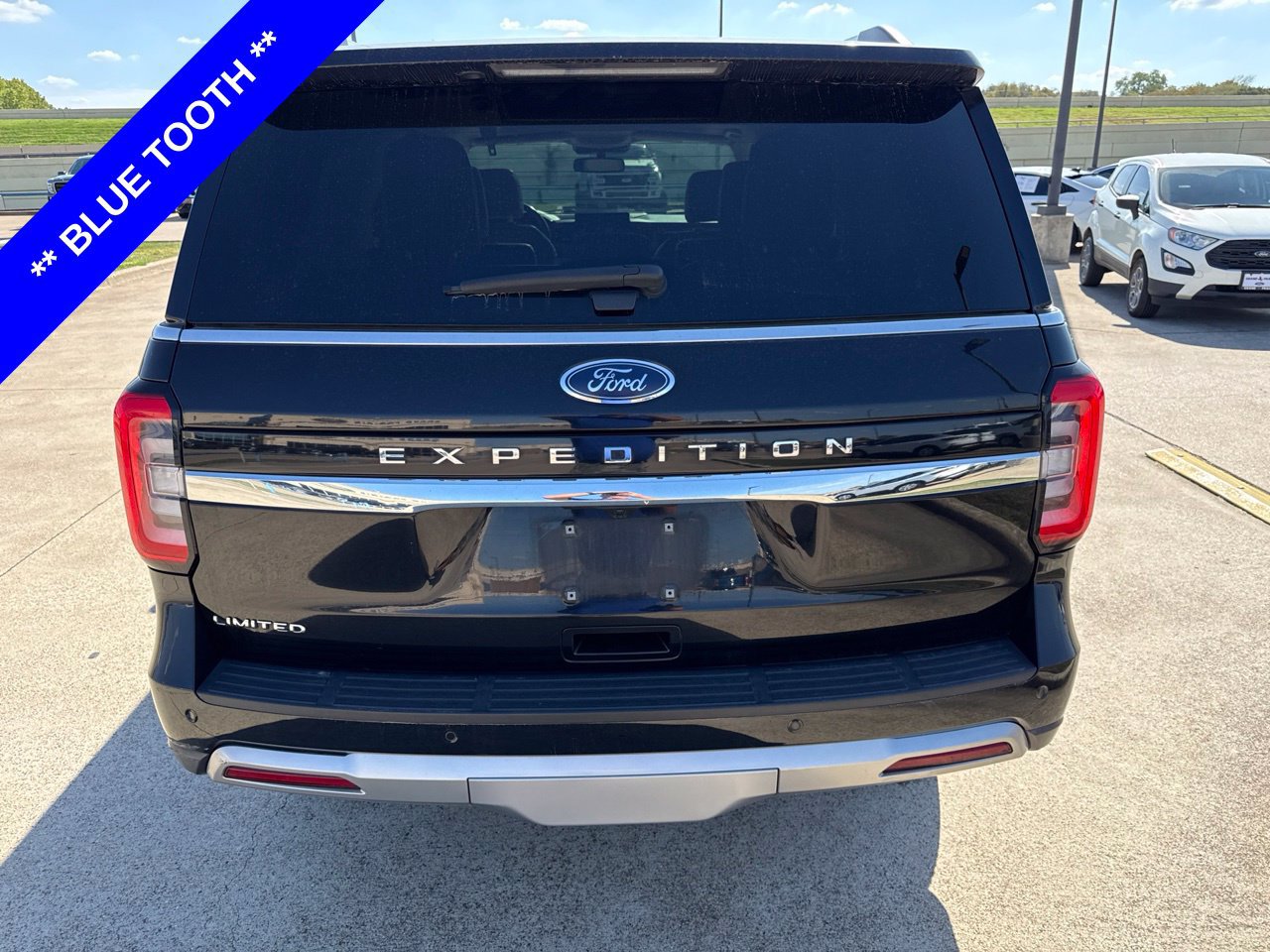 Used 2023 Ford Expedition Limited AWD/4WD image 10