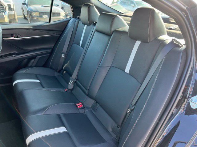 Used 2025 Toyota Camry SE FWD image 16
