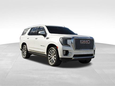 Used 2021 GMC Yukon Denali w/ Denali Premium Package image 1