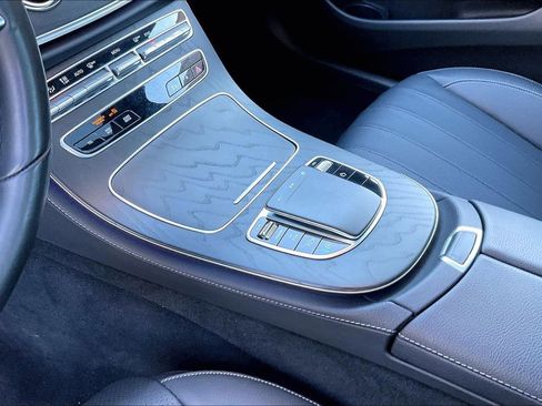 Used 2023 Mercedes-Benz E 350 4MATIC Sedan image 18