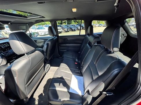 Used 2023 Honda Passport TrailSport image 24