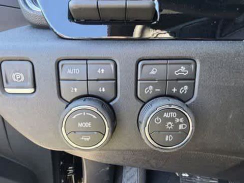 New 2026 Chevrolet Silverado 3500 High Country w/ High Country Premium Package AWD/4WD image 20