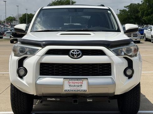Used 2018 Toyota 4Runner TRD Off-Road AWD/4WD image 7