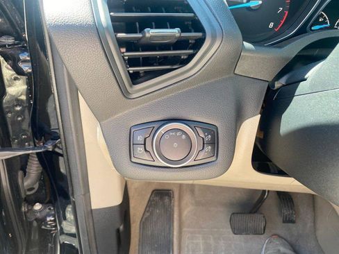 Used 2016 Ford Escape SE w/ Equipment Group 201A image 13