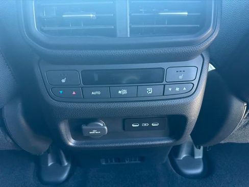 Used 2024 Honda Ridgeline Black Edition image 13