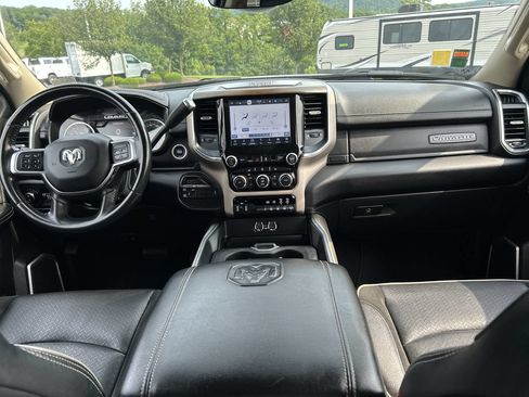 Used 2022 RAM 2500 Laramie AWD/4WD image 18