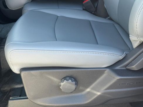 New 2025 Ford F450 XL w/ XL Chrome Package image 17