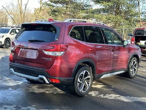 Used 2022 Subaru Forester Touring image 25