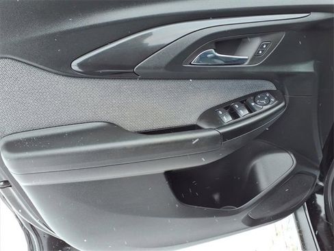 Used 2023 Chevrolet TrailBlazer LT image 11