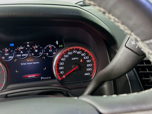 Used 2016 GMC Yukon Denali w/ Open Road Package RWD image 17