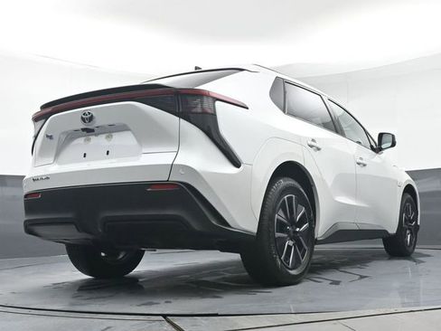 Certified 2026 Toyota bZ XLE image 37