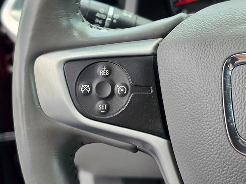 Used 2018 GMC Acadia SLE w/ Driver Alert Package I FWD image 18