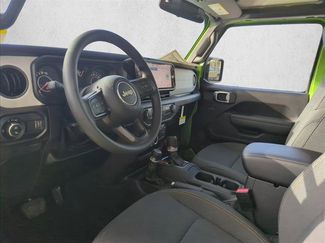 New 2026 Jeep Gladiator Sport video 2