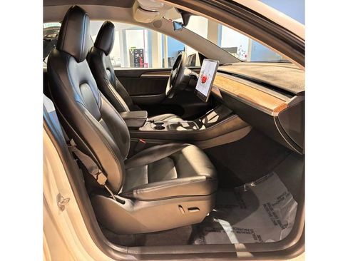 Used 2023 Tesla Model Y Long Range image 21