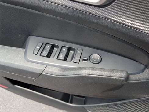 Used 2025 Kia Sportage LX FWD image 58
