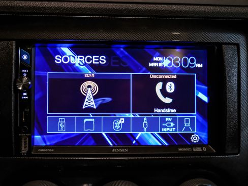 Used 2013 Dodge Challenger SRT8 Core image 21