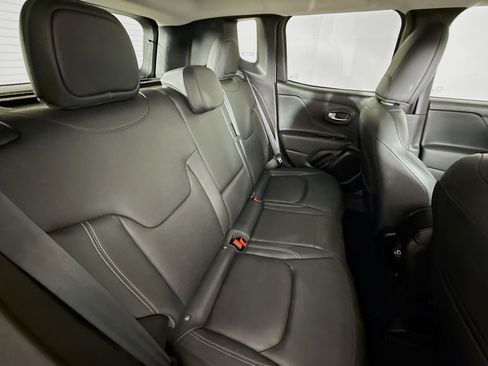 Used 2021 Jeep Renegade Limited image 33