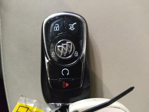 Used 2017 Buick Envision Essence FWD image 32