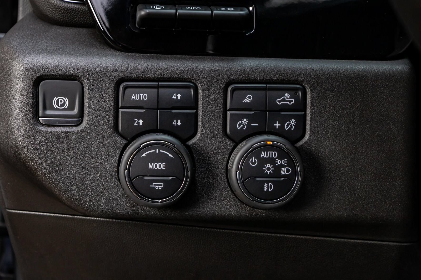 Used 2024 Chevrolet Silverado 2500 ZR2 w/ ZR2 Bison Edition AWD/4WD image 18