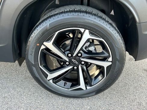Certified 2022 Chevrolet TrailBlazer RS w/ Technology Package image 13