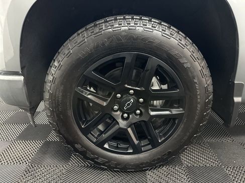 Used 2025 Chevrolet Silverado 1500 RST w/ Convenience Package II image 35