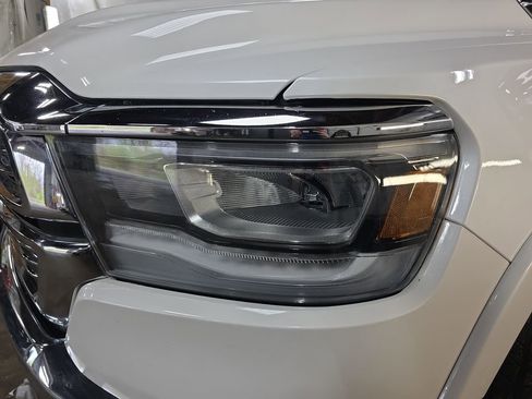 Used 2021 RAM 1500 Laramie AWD/4WD image 30
