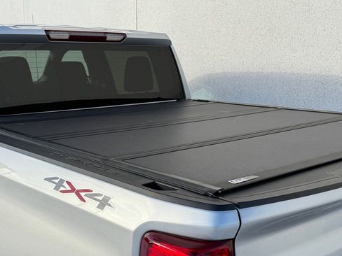 Used 2022 Chevrolet Silverado 1500 W/T w/ WT Value Package image 5