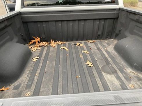 Used 2015 Toyota Tundra SR5 image 28