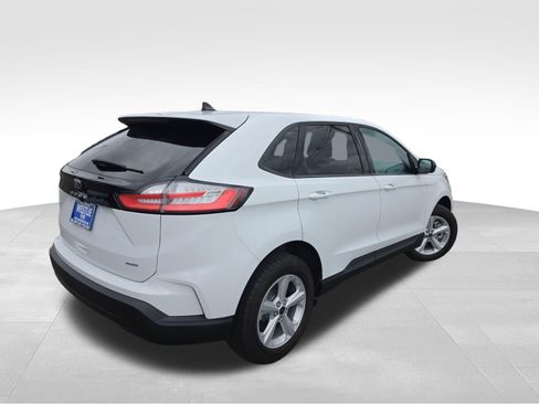 Used 2022 Ford Edge SE AWD/4WD image 6