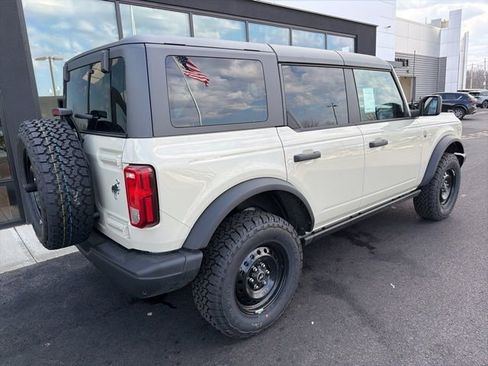 New 2026 Ford Bronco Big Bend w/ Black Diamond Package AWD/4WD image 3