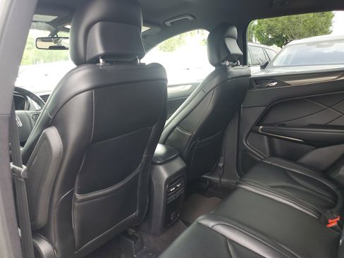 Used 2018 Lincoln MKC Premiere image 11