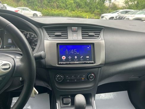 Used 2019 Nissan Sentra S FWD image 18
