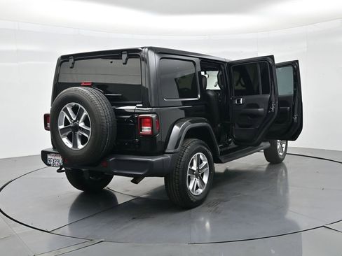 Used 2020 Jeep Wrangler Unlimited Sahara image 42