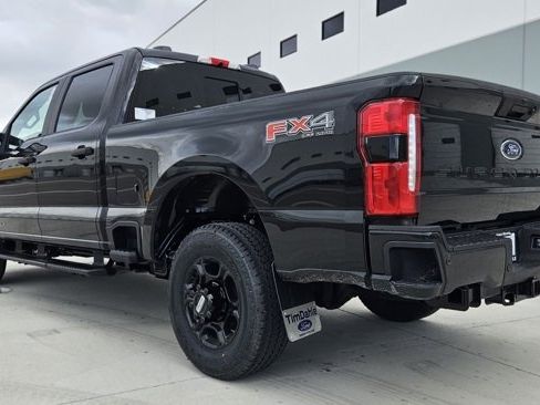 New 2026 Ford F350 4x4 Crew Cab Super Duty image 3