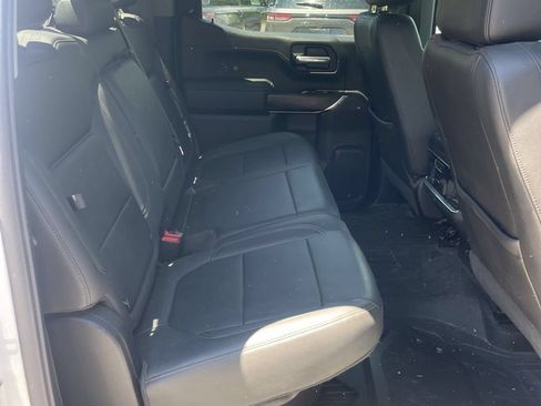 Used 2019 GMC Sierra 1500 SLT w/ SLT Premium Plus Package AWD/4WD image 15