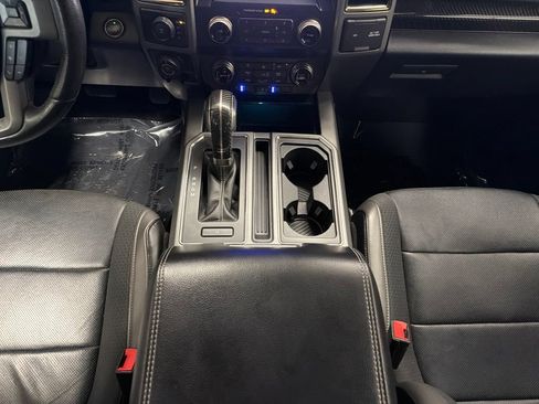 Used 2019 Ford F150 Raptor w/ Equipment Group 802A Luxury AWD/4WD image 16