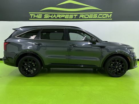 Used 2021 Kia Sorento SX FWD image 11