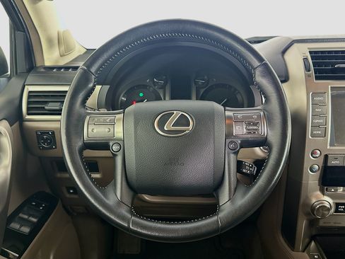 Used 2017 Lexus GX 460 w/ Navigation Package AWD/4WD image 18