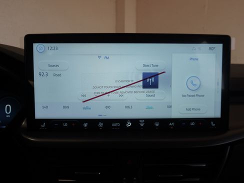 New 2025 Ford Escape Active w/ Active Premium Tech Pack image 30